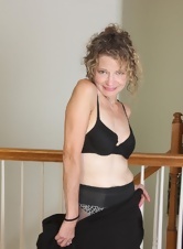 Cute mom stays in shape by working out and being a flexibile little slut