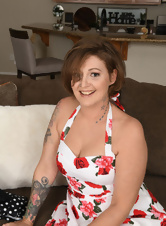 Tattooed Milf Stripping Nude Pics Gallery